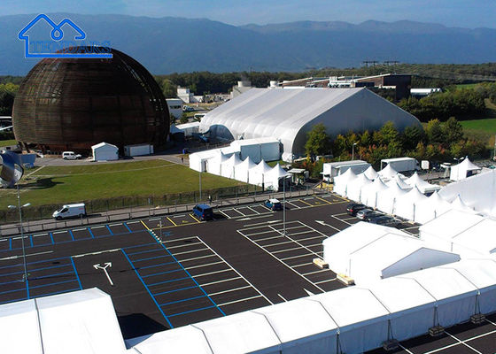 comprar Tendas de alumínio curvas personalizadas para eventos ao ar livre online manufacture