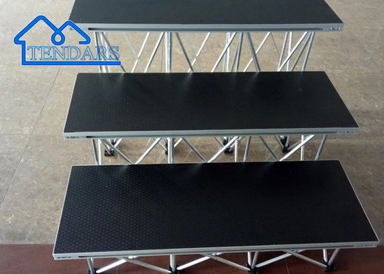 comprar Plataforma de palco portátil ajustável de alumínio personalizado Palco dobrável portátil de madeira Fabricação em linha