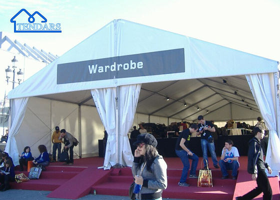A estrutura de alumínio da grande capacidade personalizou a multi barraca do famoso do evento do dossel da cor para