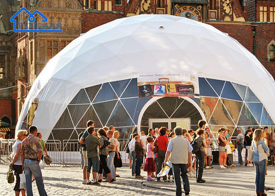 Casa de família ao ar livre Casa de campismo Tenda de cúpula à prova de fogo à prova de UV para festas Tenda de cúpula à prova d'água