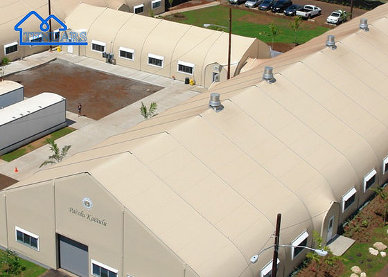 Quadro de aço galvanizado 6x6m Cortina curva Cobertura retardadora de incêndio Forma racionalizada para funções ao ar livre