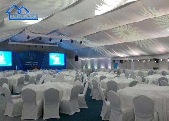 Boa qualidade Conferência de Imprensa sob medida Igreja Tenda de reunião Com acessórios de tenda revestimento e cortina